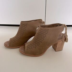 Tom's Suede Slingback Open Toe Block Wood Heel Sandals Boho Size 8.5 Women's